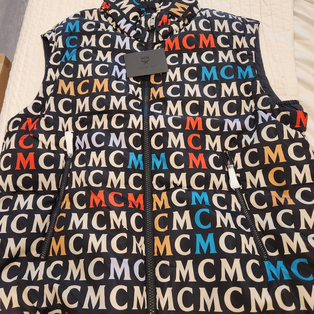 MCM VEST